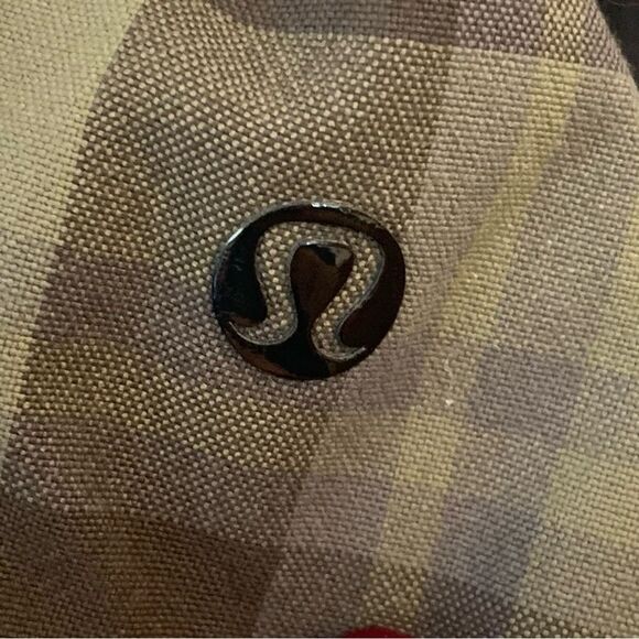 Lululemon Men's Kahuna Casual Golf Bermuda Walking Shorts Size 34 Green Plaid - Picture 4 of 8